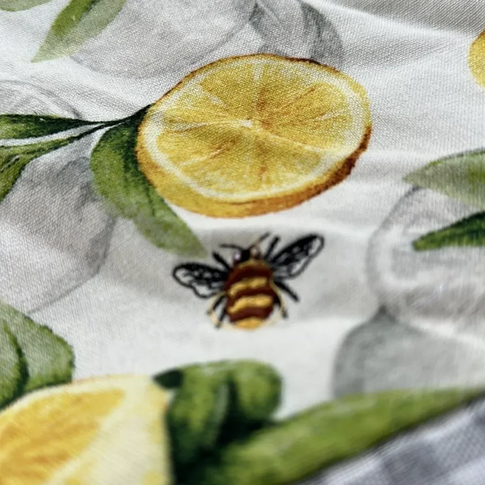House & Garden Lemon & Bumble Themed Table Runner Decor